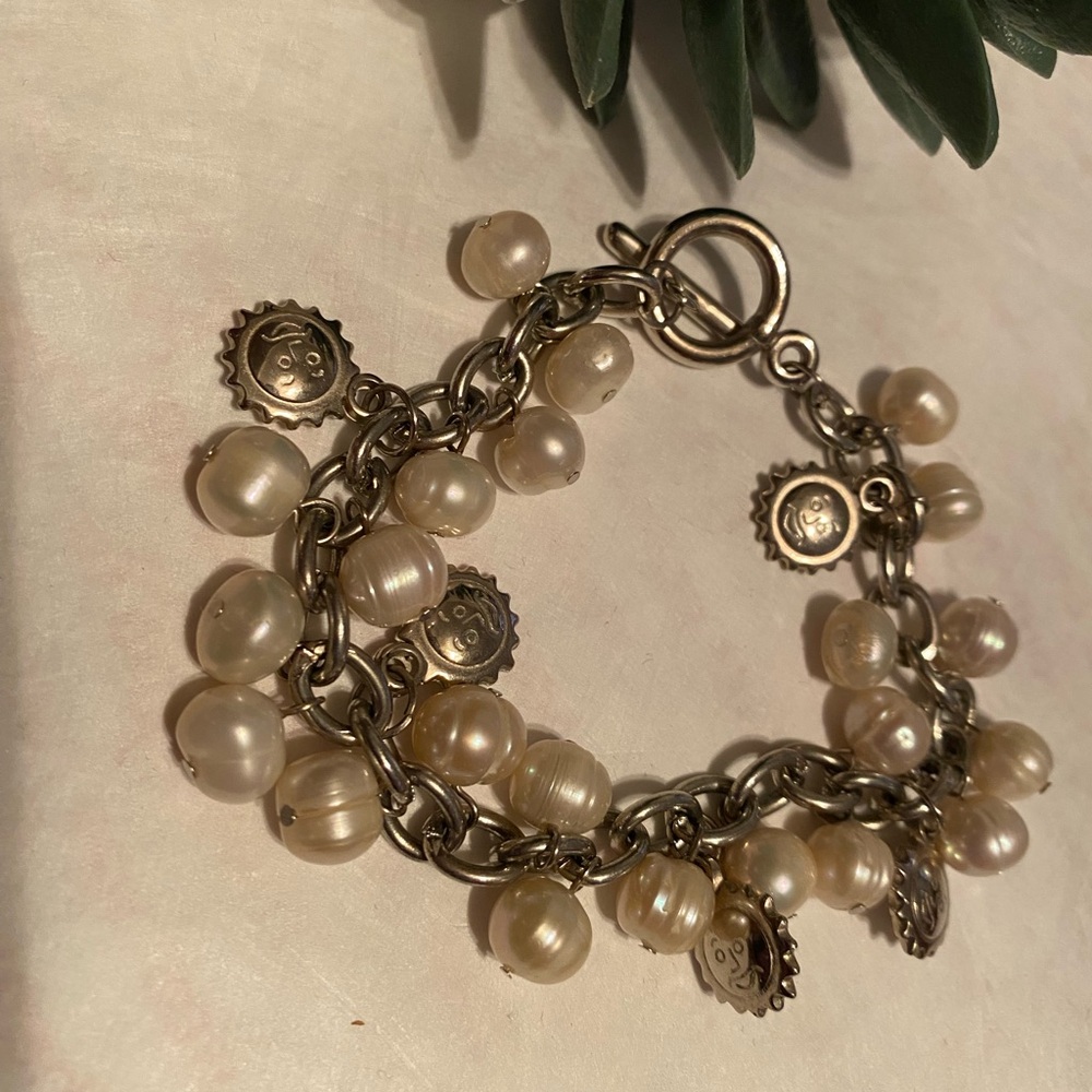 ✨🆕✨New Fresh Water Pearl Bracelet